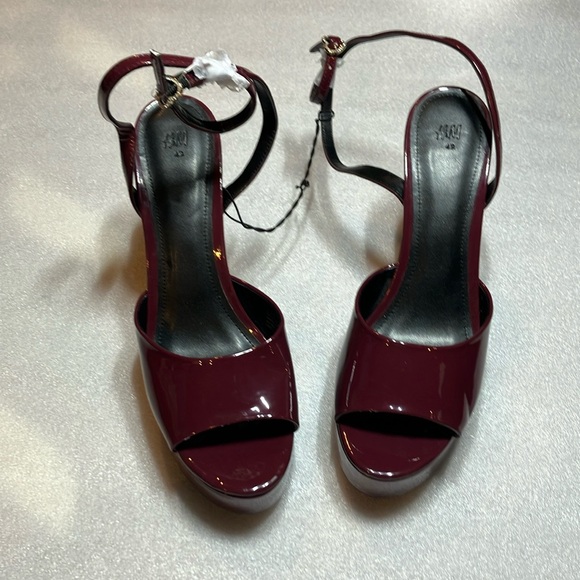 New H&M patent platform strappy heels. Size 11. - Picture 1 of 7
